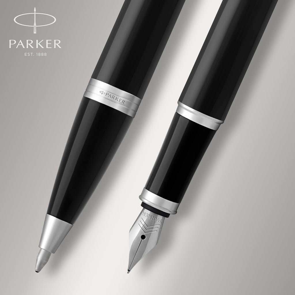 Parker IM Set de Regalo Doble con Bolígrafo y Pluma Estilográfica – Acabado Negro con Adornos Cromados + Cartucho y Recambio Azul – Estuche de Regalo