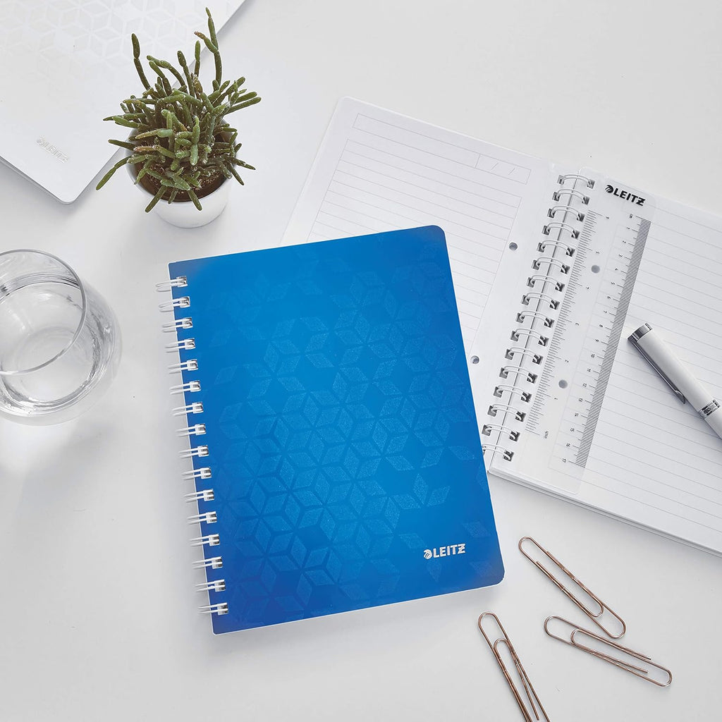 Leitz Wow Cuaderno A5 Cuadriculado 5x5 | Tapa dura laminada | 80 hojas 90 g | Color Azul Metallic